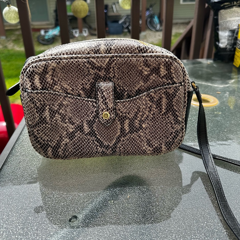 GILI genuine leather shoulder bag